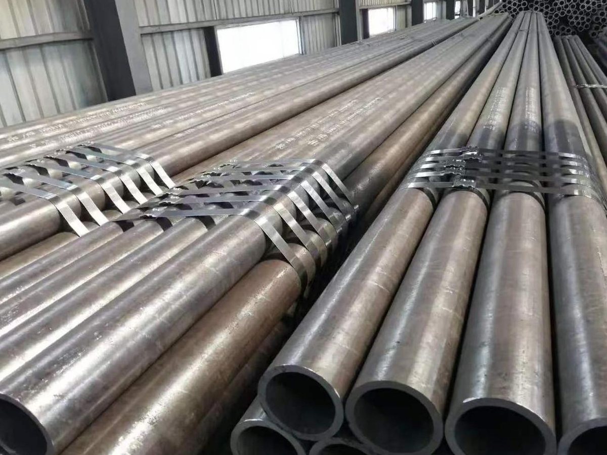 Bundle of small diameter seamless tubes